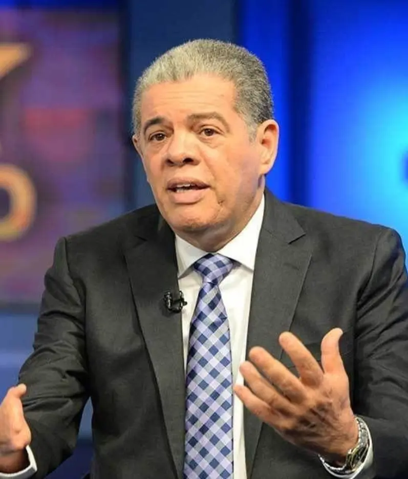 PLD expulsa a Carlos Amarante Baret por atentar contra la unidad del partido