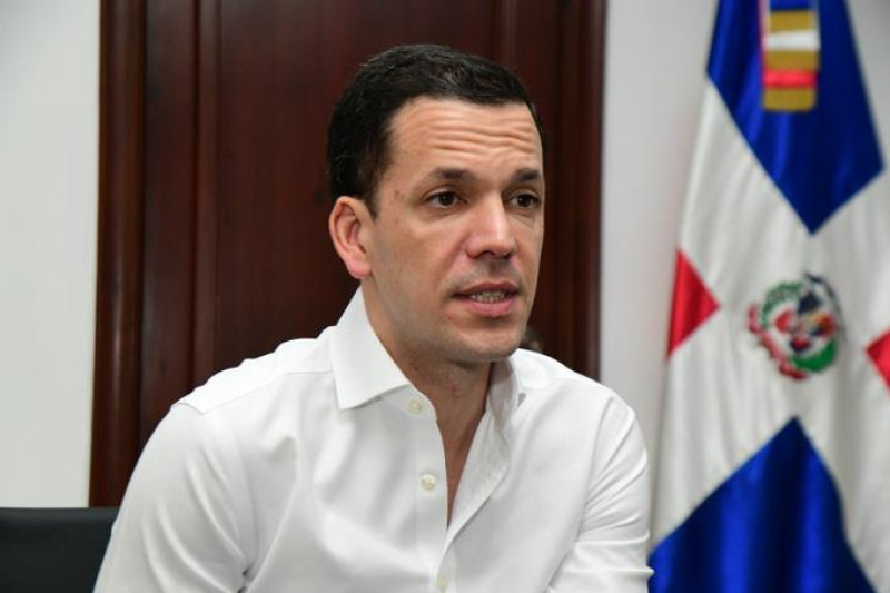 Hugo Beras dice que organismos de controles no le funcionaron