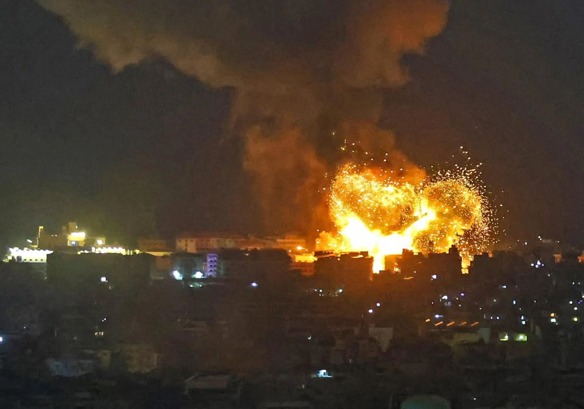 Israel envía ola de ataques a Iran