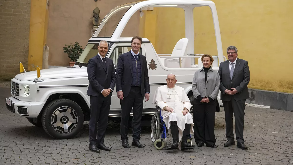 el nuevo vehículo eléctrico que usara el papa Francisco