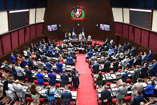 Cámara de Diputados aprueban proyecto que aumentaría el sueldo de alcaldes y regidores