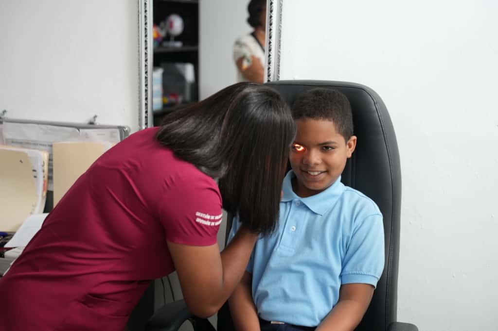 INABIE destaca ha beneficiado a más 46,193 estudiantes con atenciones de salud visual durante este Gobierno, con motivo del Día Mundial de la Visión
