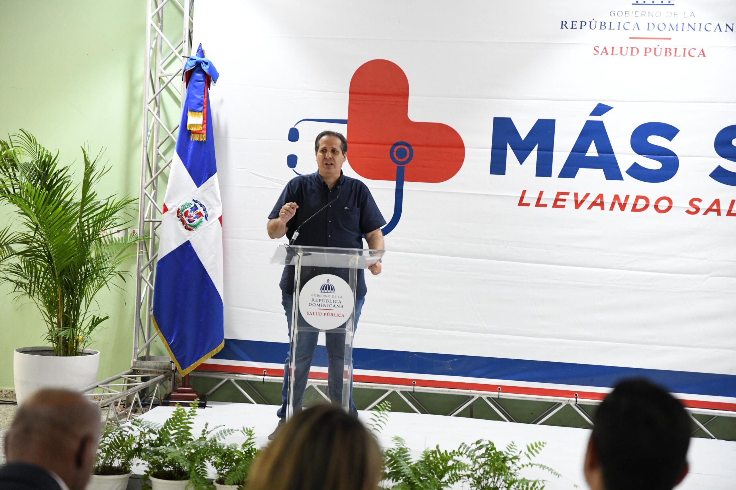 Ministerio de Salud impulsa detección temprana de la diabetes durante jornada «Más Salud» en San Cristóbal