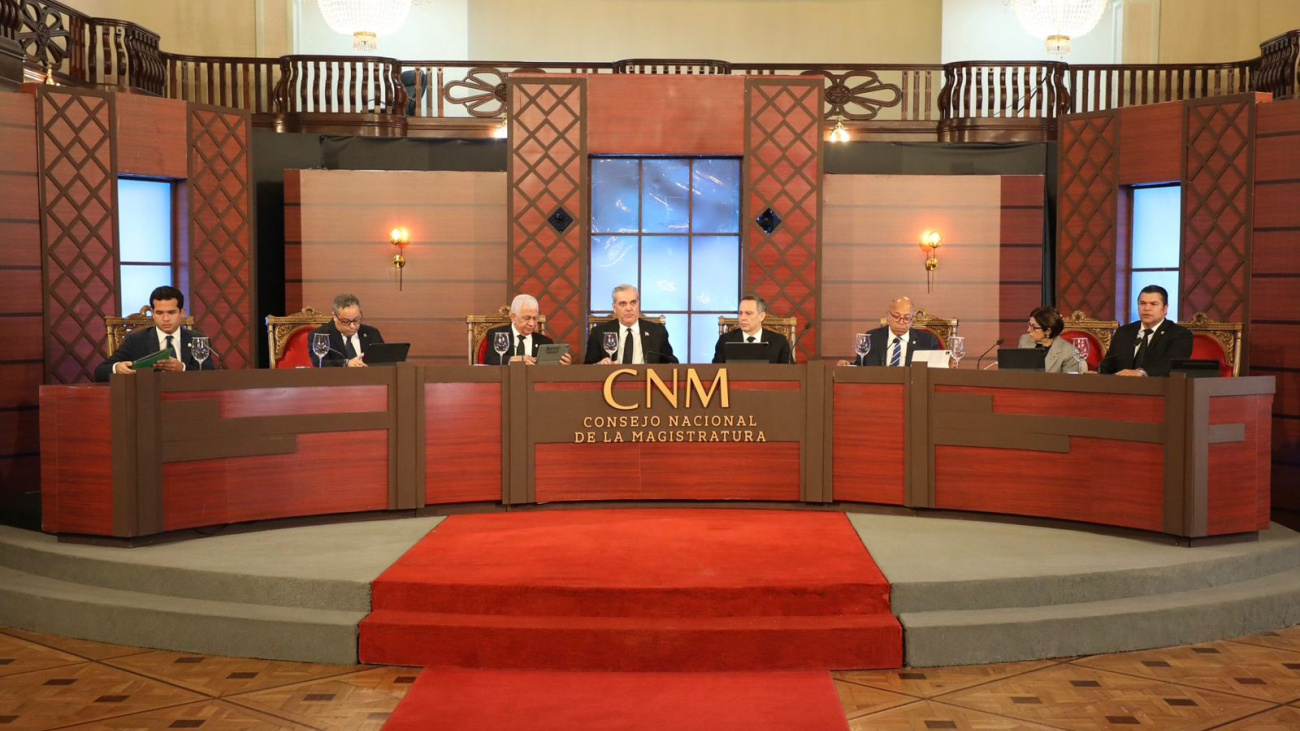 Presidente Abinader encabeza la tercera sesión de vistas públicas del Consejo Nacional de la Magistratura para llenar vacantes en la SCJ y el TSE