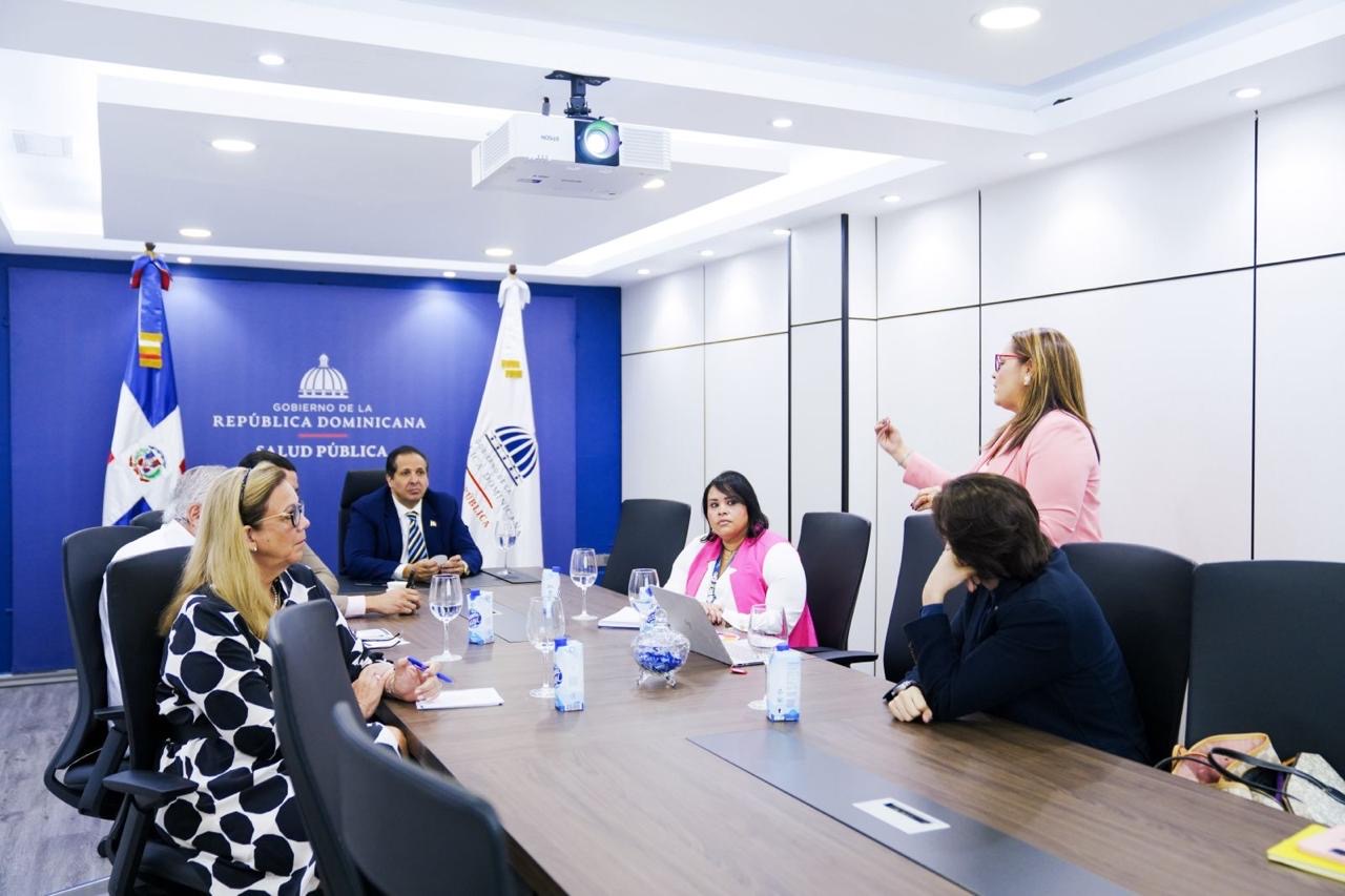 Ministerio de Salud impulsa la sostenibilidad de los programas de VIH, Tuberculosis y Hepatitis con la creación del FONSAP